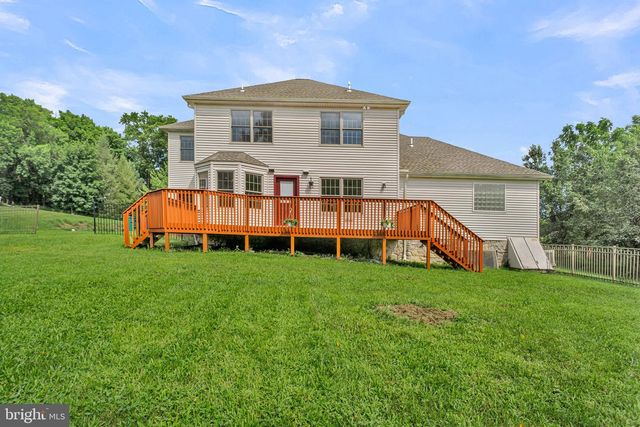 2292 FOREST LN, Harrisburg, PA 17112