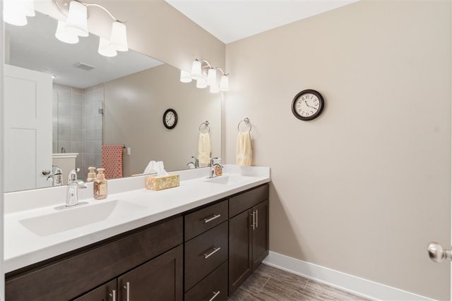 5363 Penrose Lane 72, Kalamazoo, MI 49009
