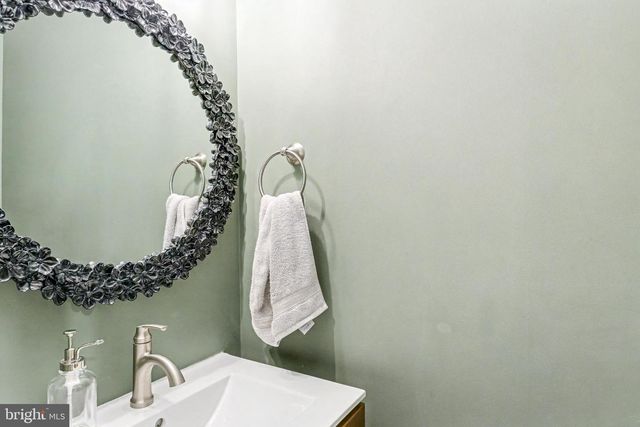 238 CHELMSFORD DR, Marietta, PA 17547