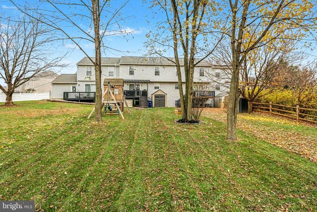 238 CHELMSFORD DR, Marietta, PA 17547