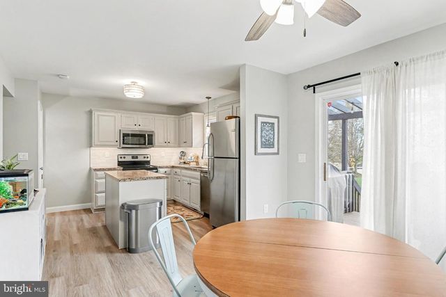 238 CHELMSFORD DR, Marietta, PA 17547