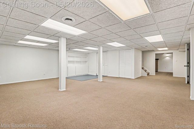 2808 Donegal Drive, Troy, MI 48098