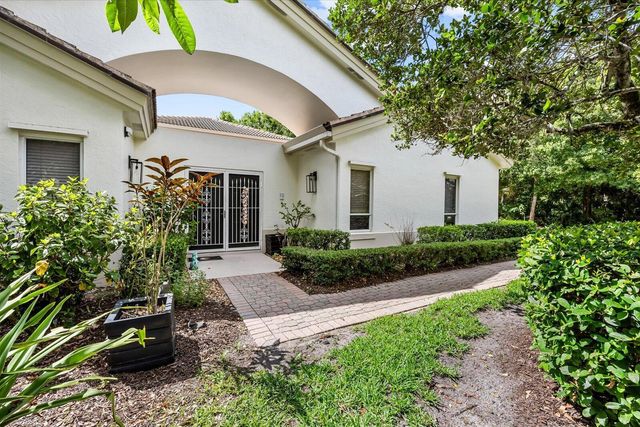 1515 NW Sawgrass Way, Palm City, FL 34990