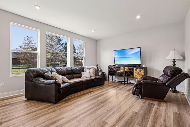 3135 Chipping Camden, Latonia, KY 41015