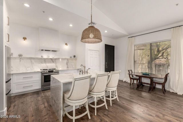 20801 N 90TH Place 228, Scottsdale, AZ 85255