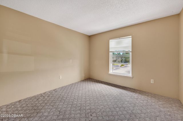 1290 9th St Apt 208, Daytona Beach, FL 32117