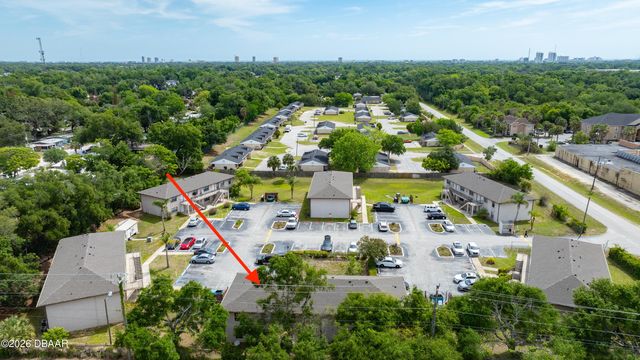 1290 9th St Apt 208, Daytona Beach, FL 32117