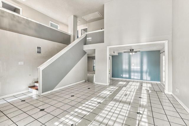 10027 Glenkirk Drive, Houston, TX 77089