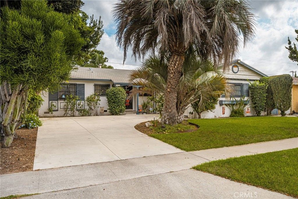 927 S Laurel, Santa Ana, CA 92704 — photo 3