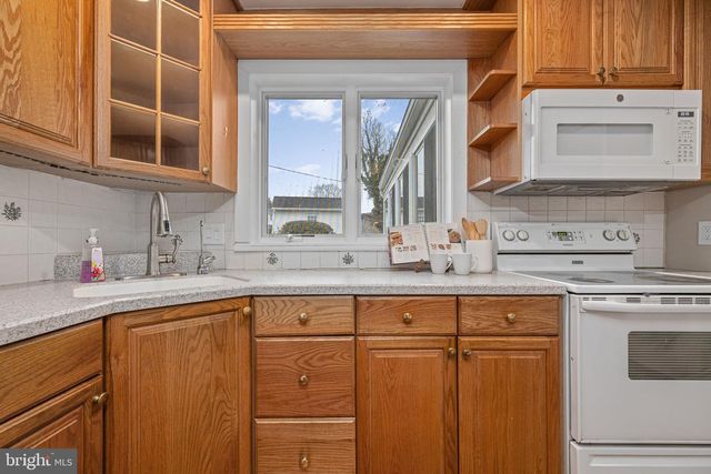 711 ELGIN RD, Newtown Square, PA 19073