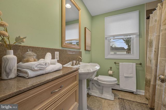 711 ELGIN RD, Newtown Square, PA 19073