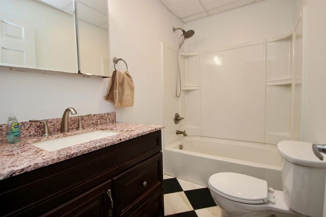 499 S Prospect St Unit 4, Burlington, VT 05401