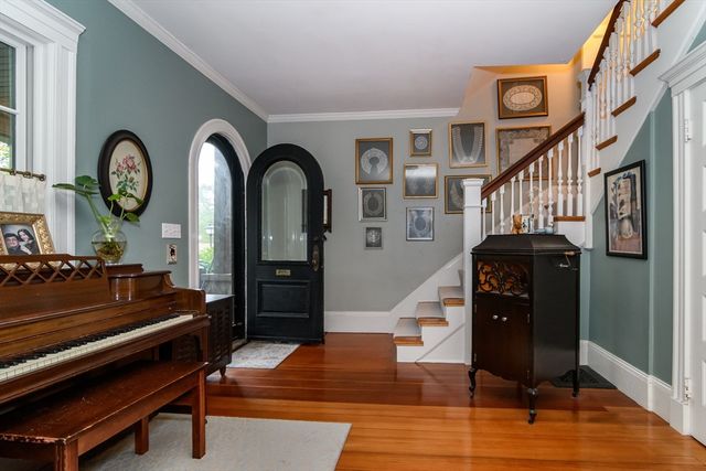 18 Eaton Court, Wellesley, MA 02481