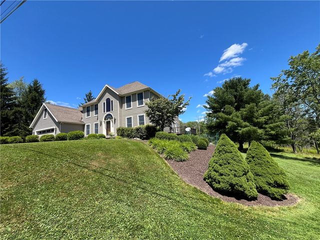 270 West Hill Rd A, Big Flats, NY 14814