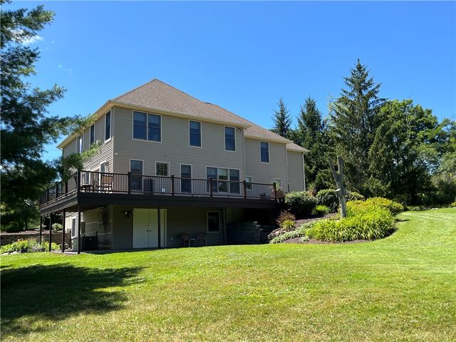 270 West Hill Rd A, Big Flats, NY 14814