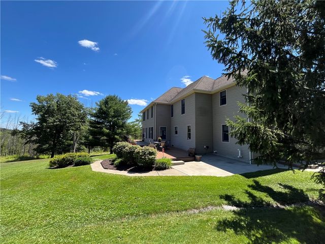 270 West Hill Rd A, Big Flats, NY 14814