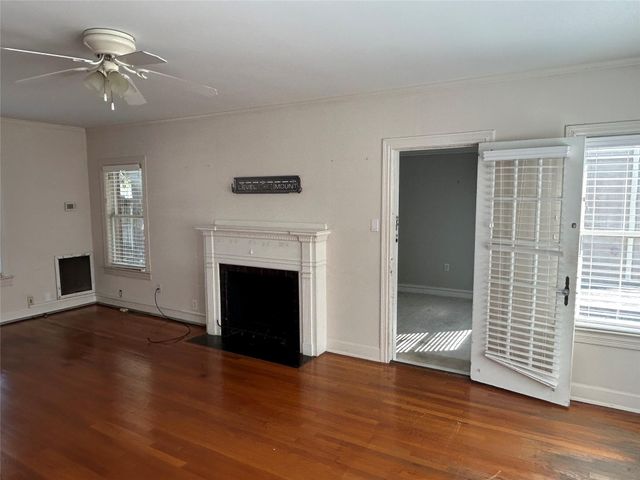 2038 Lexington Street, Houston, TX 77098