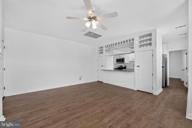 3301 W ALLEGHENY AVE, Philadelphia, PA 19132