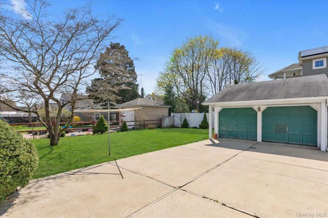 2530 Parkview Place, Baldwin, NY 11510