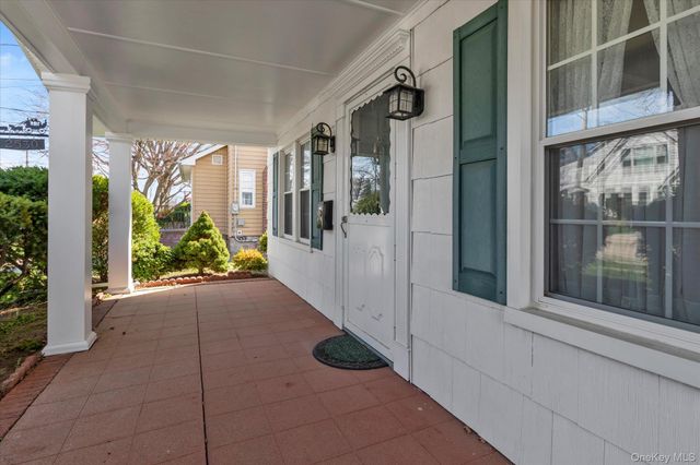 2530 Parkview Place, Baldwin, NY 11510