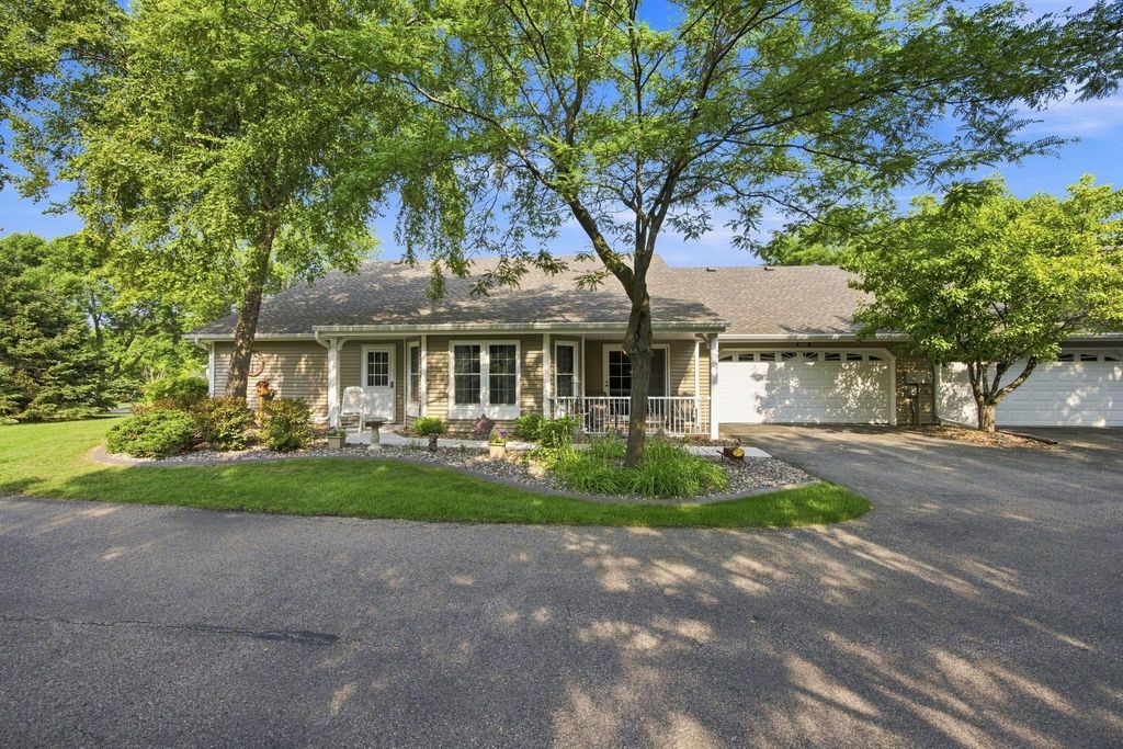 14702 Oak Run Lane, Burnsville, MN 55306 — exterior