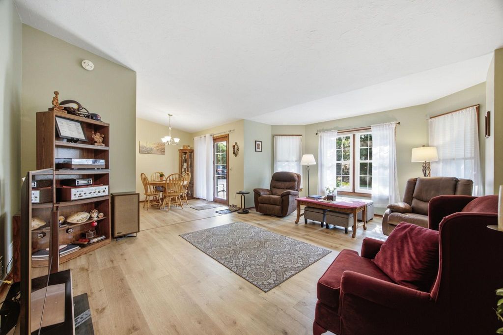 14702 Oak Run Lane, Burnsville, MN 55306 — photo 4