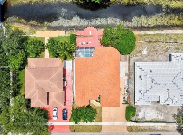 611 NW 42nd Ave, Coconut Creek, FL 33066