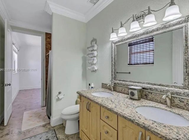 611 NW 42nd Ave, Coconut Creek, FL 33066