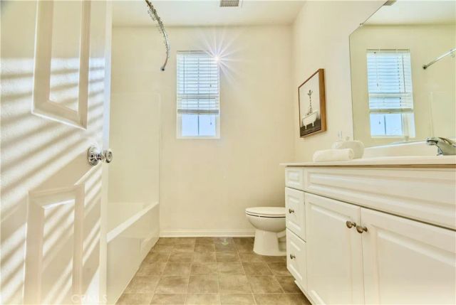 5934 Ginger Dr, Eastvale, CA 92880