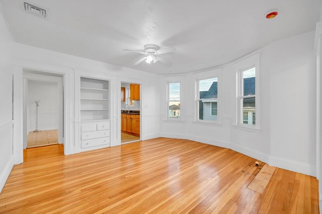 127 Henry Ave 2A, Lynn, MA 01902