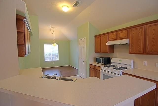 12259 Noco Drive, Tomball, TX 77375