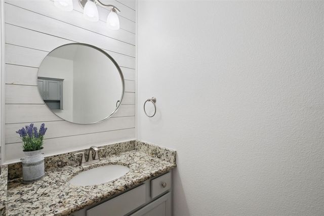 1996 LEATHER FERN DRIVE, Ocoee, FL 34761