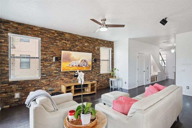 1996 LEATHER FERN DRIVE, Ocoee, FL 34761