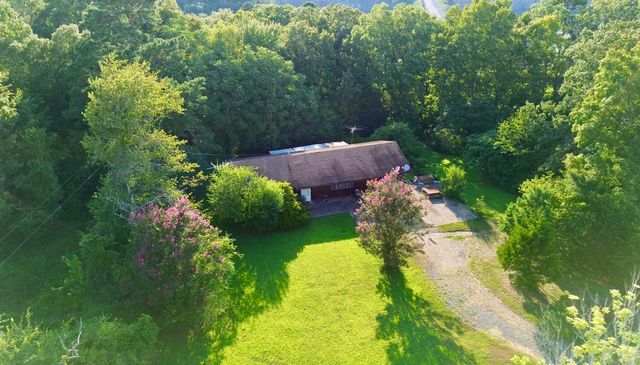 163 Junior Circle, Clinton, AR 72031