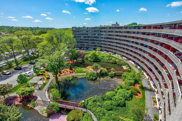 200 Swanton St 705, Winchester, MA 01890
