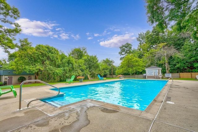 200 Swanton St 705, Winchester, MA 01890