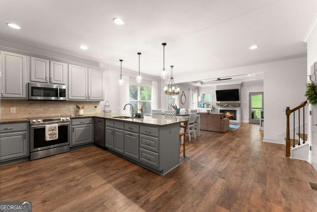 3513 Phoenix Cove Drive, Gainesville, GA 30506