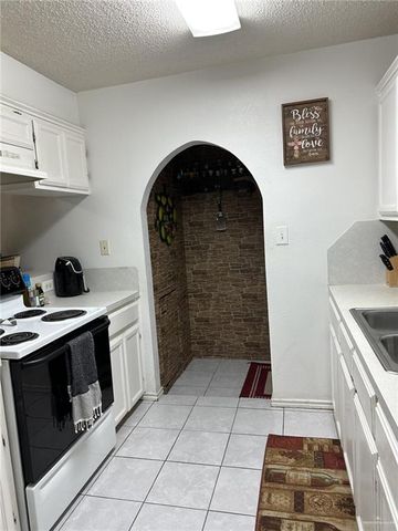 2104 Fairmont Avenue, Mcallen, TX 78504