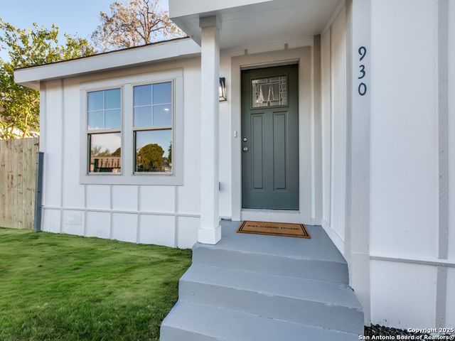930 Schley Ave, San Antonio, TX 78210