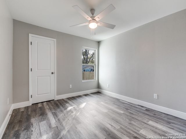 930 Schley Ave, San Antonio, TX 78210