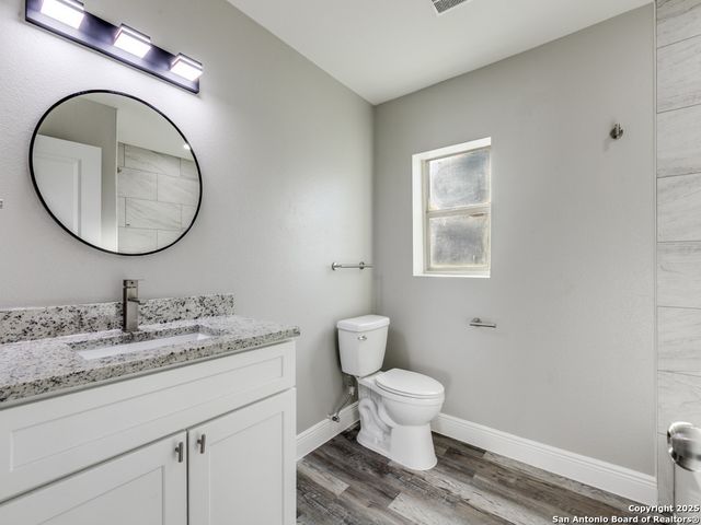 930 Schley Ave, San Antonio, TX 78210