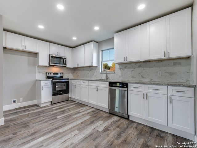 930 Schley Ave, San Antonio, TX 78210