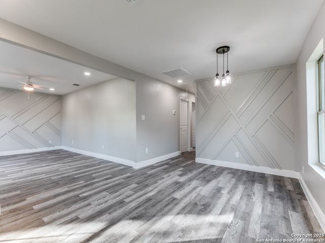 930 Schley Ave, San Antonio, TX 78210