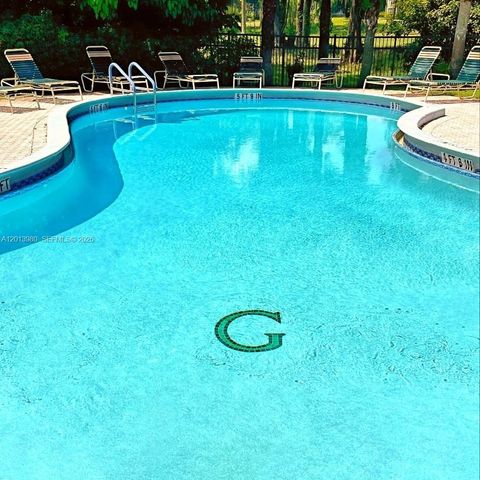 6200 NW 44th St 301, Lauderhill, FL 33319