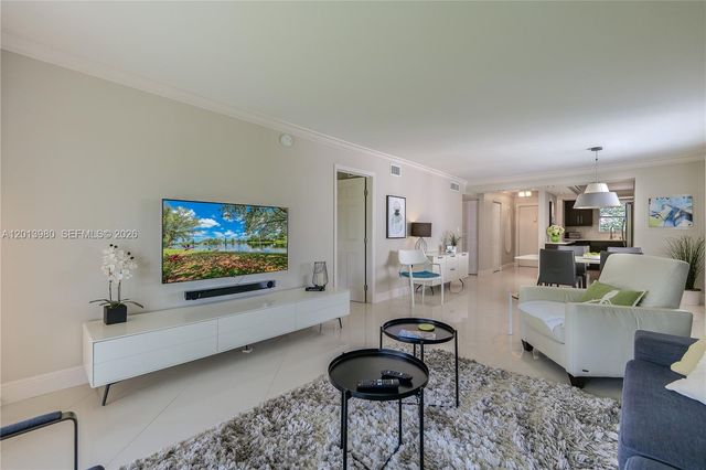 6200 NW 44th St 301, Lauderhill, FL 33319