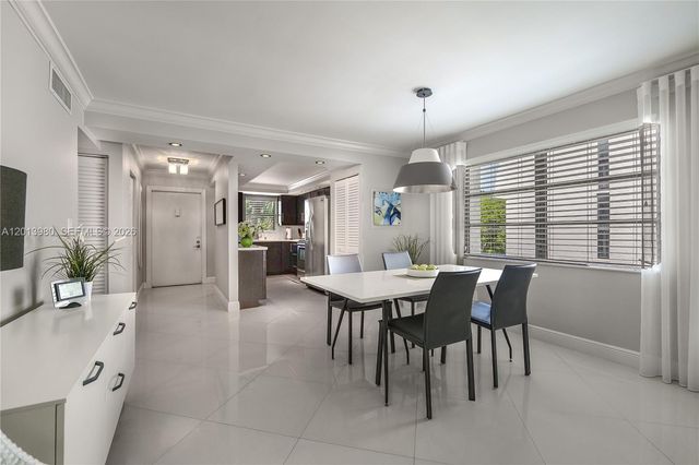 6200 NW 44th St 301, Lauderhill, FL 33319