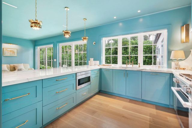 266 Colonial Lane, Palm Beach, FL 33480