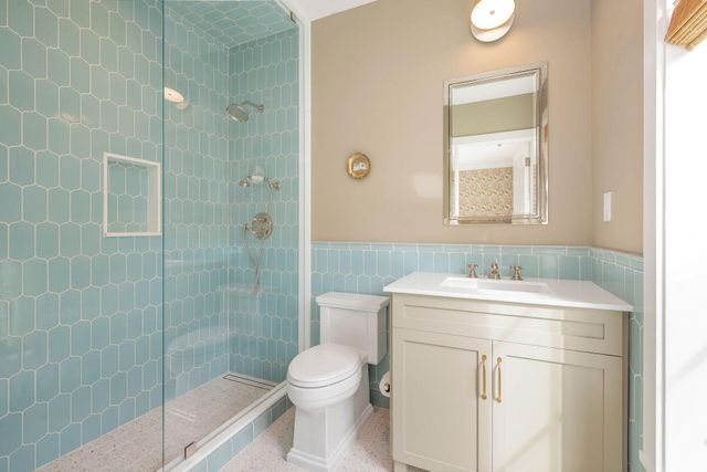 266 Colonial Lane, Palm Beach, FL 33480