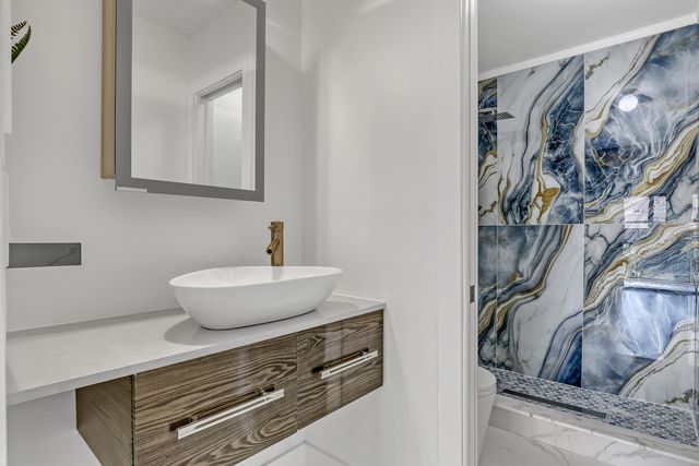 7690 Tahiti Lane 202, Lake Worth, FL 33467