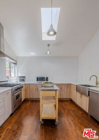 335 Morro Hills Road, Fallbrook, CA 92028